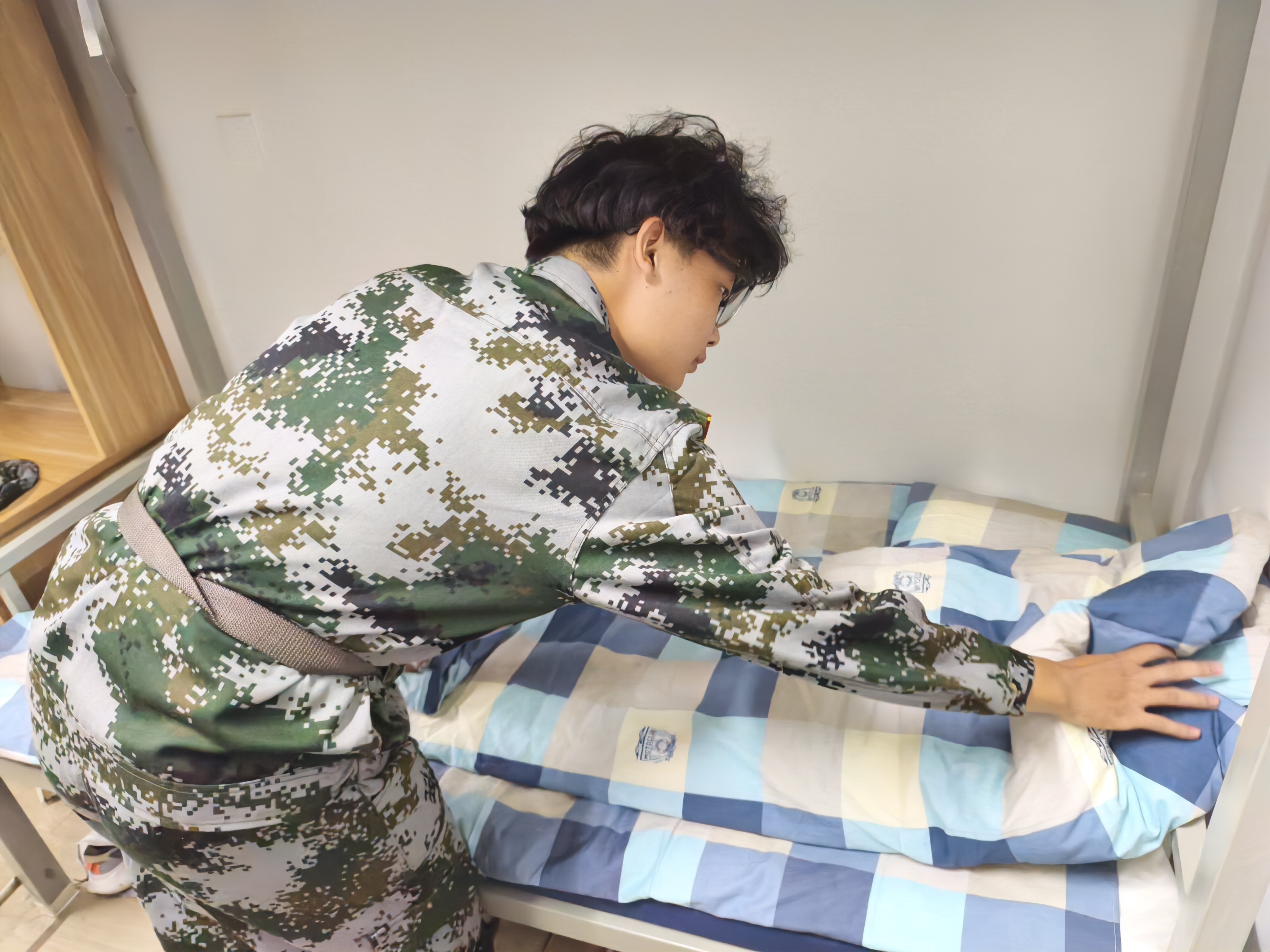 内务整理焕新颜&nbsp;宿舍筑梦启新篇